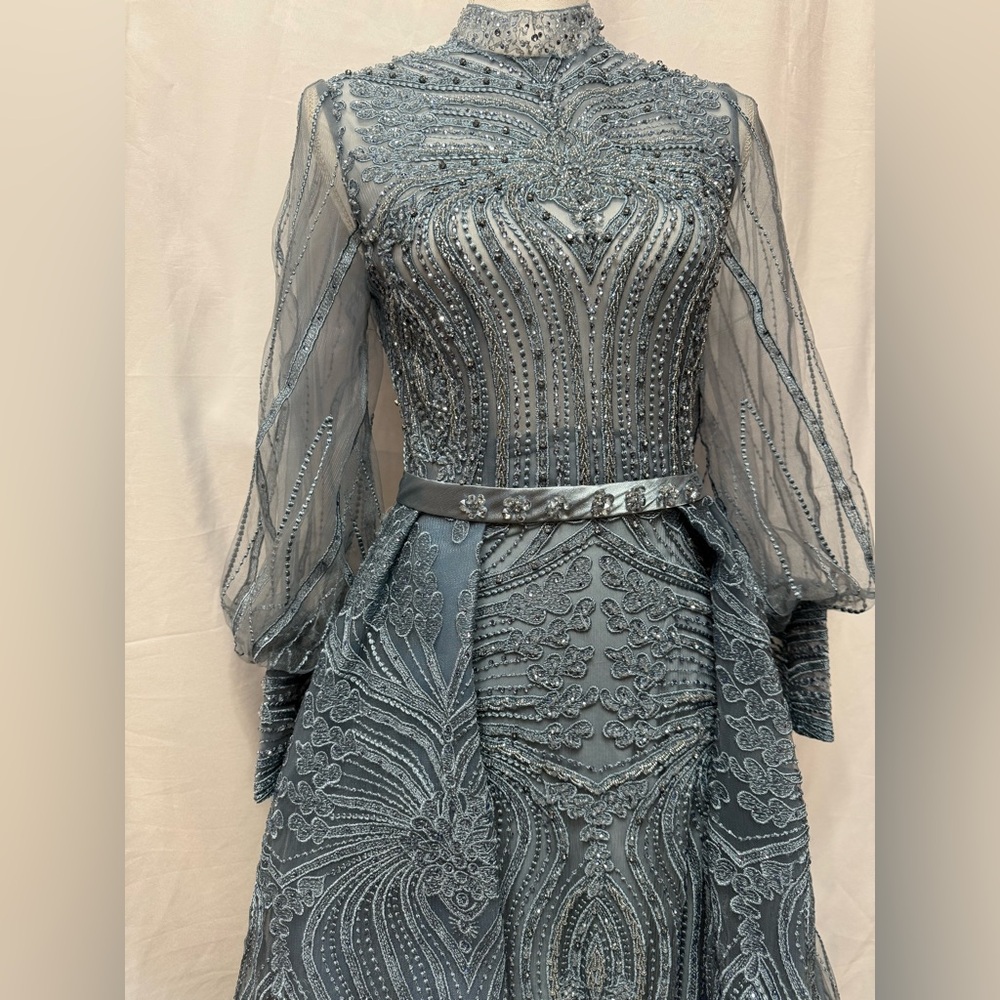 Elegant Blue Gray Evening Gown - Picture 7 of 9